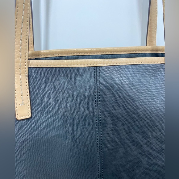 Black and tan Coach carry all bag - Picture 4 of 4